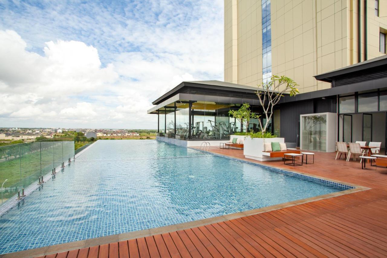 Wyndham Opi Hotel Palembang Eksteriør bilde