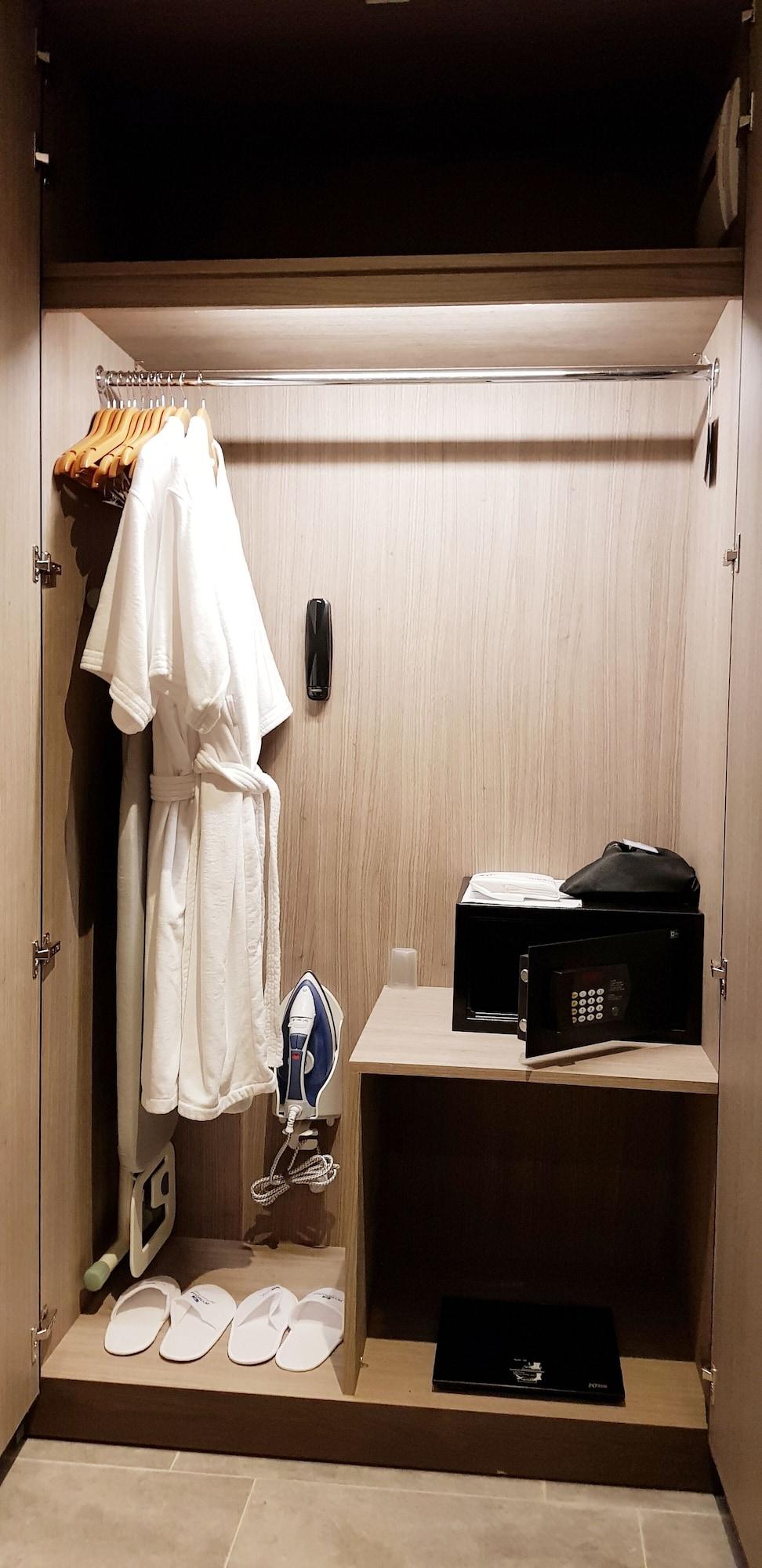 Wyndham Opi Hotel Palembang Eksteriør bilde