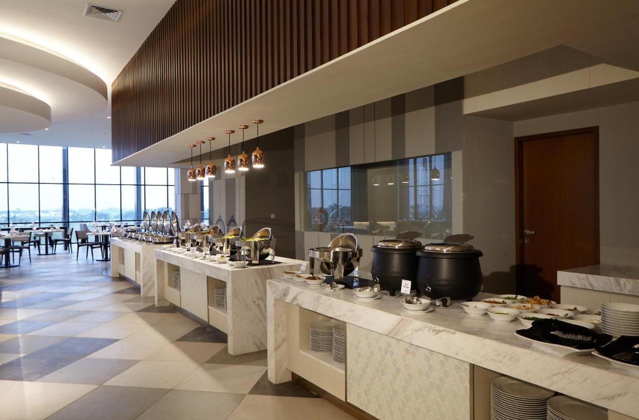 Wyndham Opi Hotel Palembang Eksteriør bilde